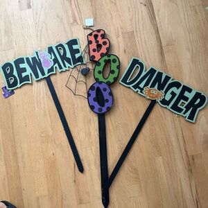 Halloween Yard Sign Set - Beware, Boo, Danger
